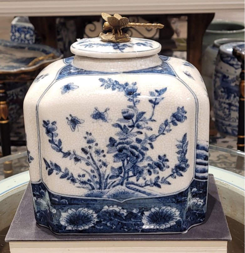 Blue and White Decorative Porcelain Jar