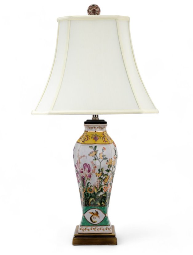 Vintage style Famille Rose Chinoiserie Porcelain Table Lamp