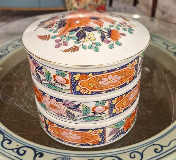 Vintage Japanese Imari Porcelain Stacking Box Set