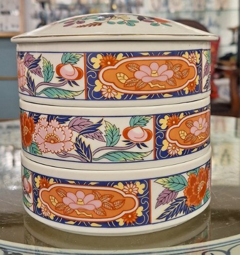 Vintage Japanese Imari Porcelain Stacking Box Set