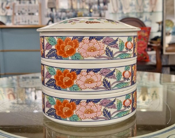Vintage Japanese Imari Porcelain Stacking Box Set