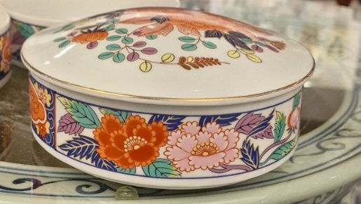 Vintage Japanese Imari Porcelain Stacking Box Set