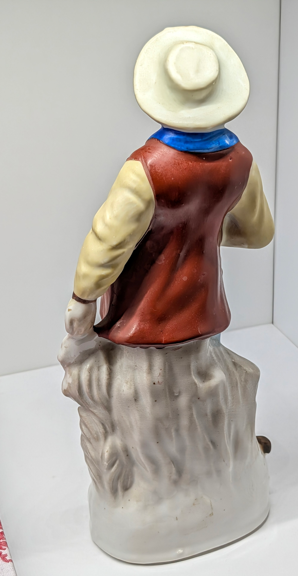 https://chairish-prod.freetls.fastly.net/image/product/master/84156a3c-788d-4fcc-8afa-6c3785781537/pair-of-made-in-occupied-japan-porcelain-staffordshire-style-figurines-circa-19451952-5133