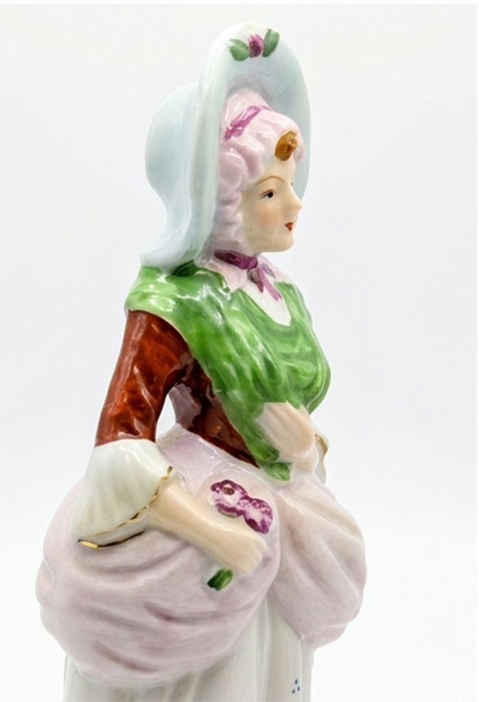 https://chairish-prod.freetls.fastly.net/image/product/master/e59a20eb-61bf-4011-aed3-27c34f850ac7/pair-of-made-in-occupied-japan-porcelain-staffordshire-style-figurines-circa-19451952-8826